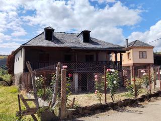 Country house in Villafranca del Bierzo