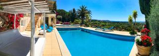 Masia a Pau