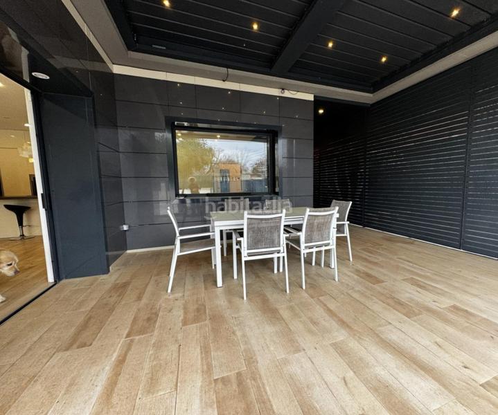 Foto 29301878-e91b-46d8-8714-db6381cf2678. Casa con riscaldamento parcheggio piscina in Santa Maria-l´Eixample-Sud Sumella Cubelles