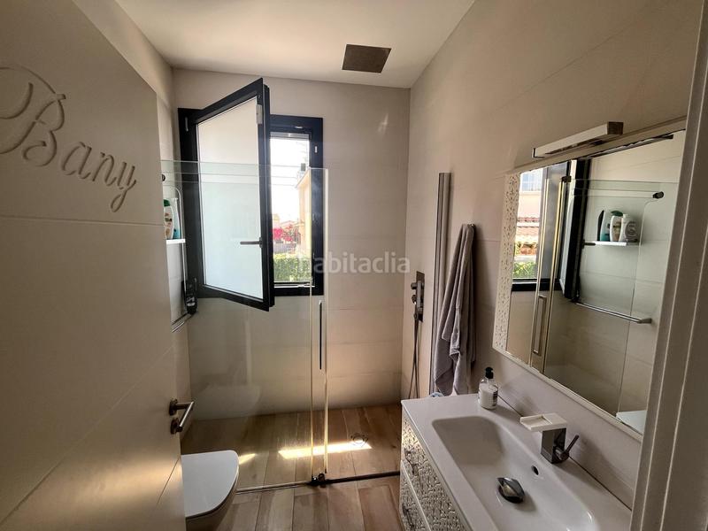 Foto c93594b5-2a5e-41d3-af2c-0689a3fe05b6. Casa con riscaldamento parcheggio piscina in Santa Maria-l´Eixample-Sud Sumella Cubelles