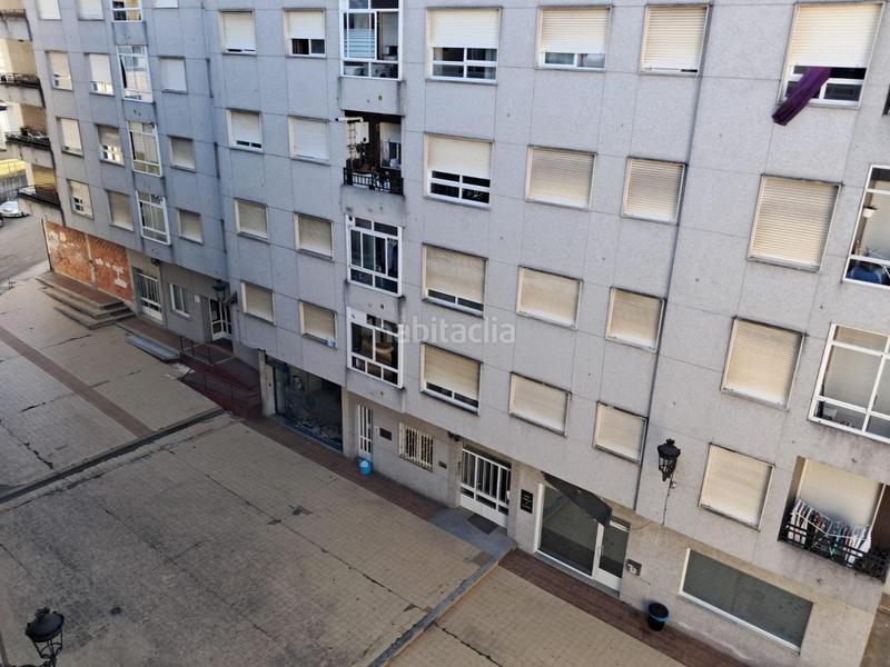 Foto d130aad0-c912-49b6-a2c7-a9223c4defcb. Piso en Ponteareas