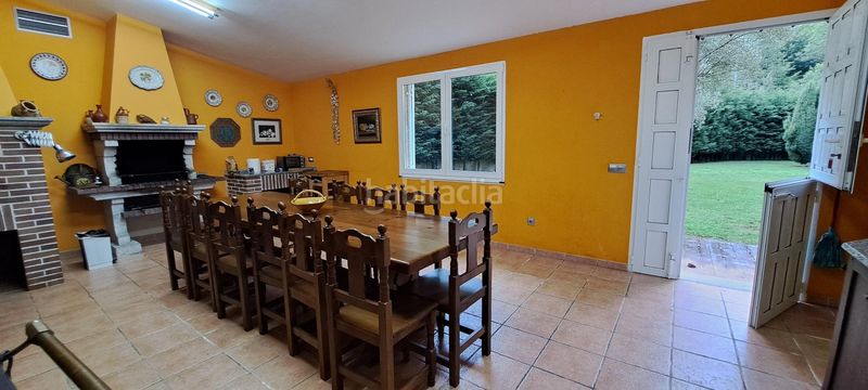Foto adbfd405-e7b8-4a44-a1e3-f449c5d2a452. Casa amb calefacció piscina a Área Rural Sur Ponferrada