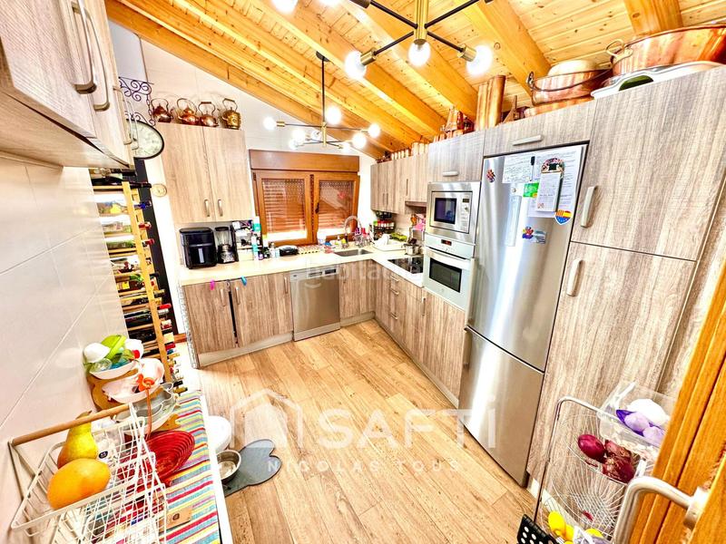 Foto 944c2f51-eee0-4e33-aebe-8203eb2ddd98. Maison avec chauffage dans Igollo Camargo