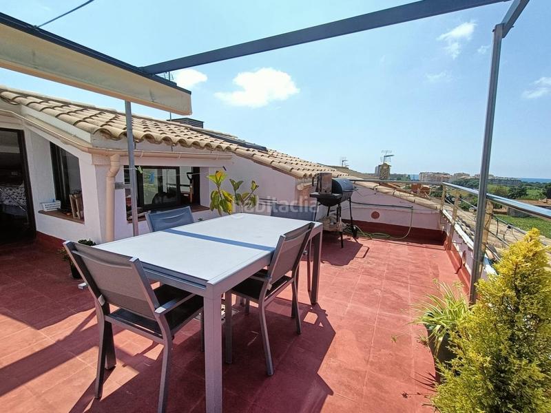 Foto ea7091bb-2a30-44b4-a61a-6e16c6f00b10. Casa a schiera in Centre Pineda de Mar