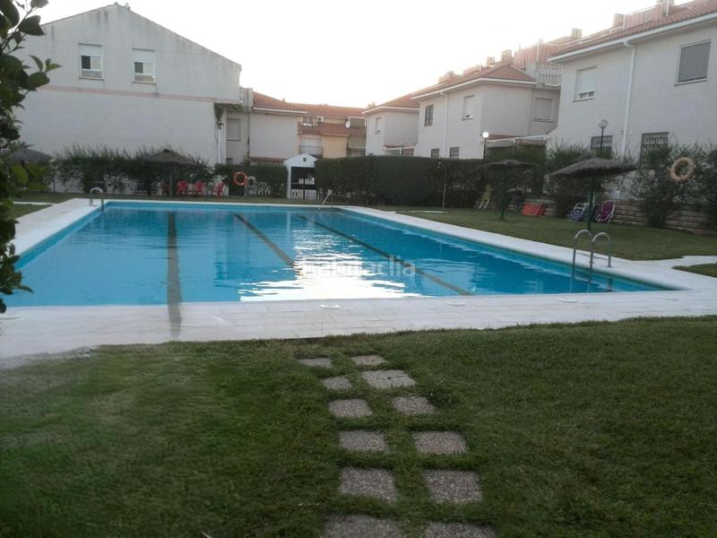 Foto 3eb4e5a1-57ba-47b9-ae76-33ab671709c4. Casa amb calefacció aparcament piscina a Avenida Elvas Badajoz