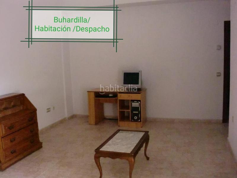 Foto 7b7028ea-af90-4e84-a64f-7ef2ec730e03. Casa amb calefacció aparcament piscina a Avenida Elvas Badajoz