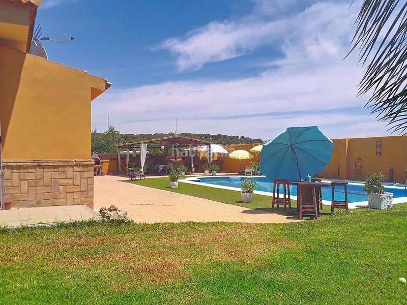 Foto 6d2490c4-b0a9-4c54-bfd7-0b42d5ff54ce. Bauernhof mit pool in Núcleo Urbano Aljaraque