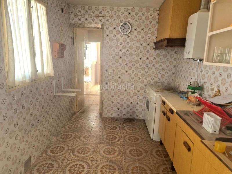 Foto 014d37d9-bf9b-4afd-9f74-f1b2e68358ab. Casa a schiera con parcheggio in Montijo