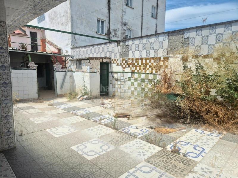 Foto 21b23500-f5c5-4e72-8340-6a103e168b3b. Casa a schiera con parcheggio in Montijo