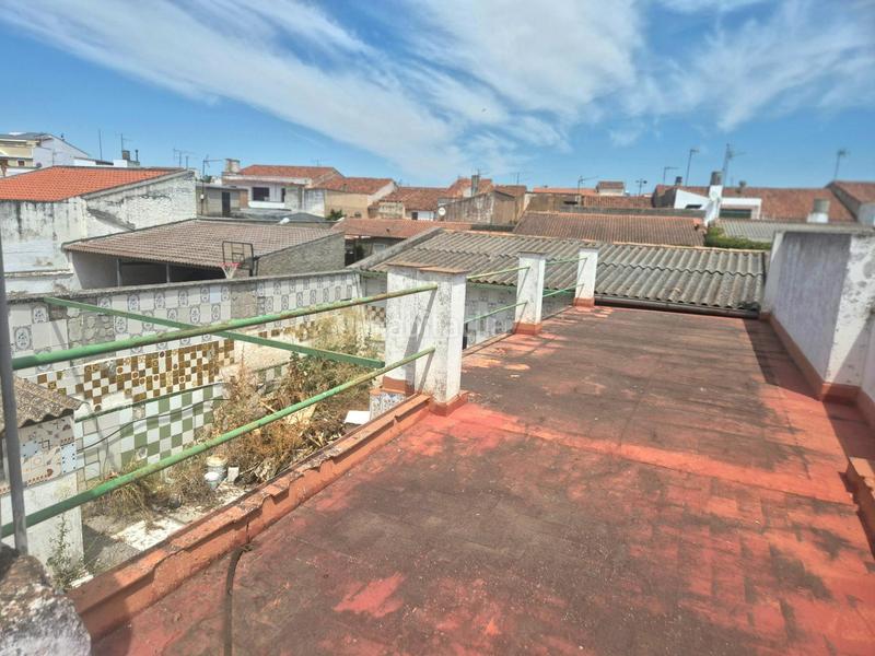 Foto 3be93f4c-d878-4ac3-9f53-510b0070f982. Casa a schiera con parcheggio in Montijo