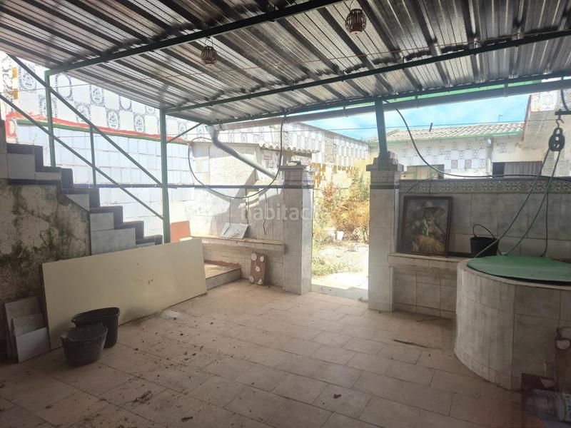 Foto 4f07a7a0-6681-40b3-ad54-c2c6cd573560. Casa a schiera con parcheggio in Montijo