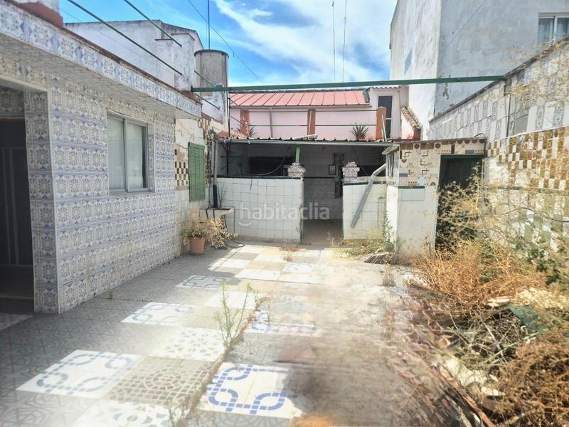 Foto 837154d1-2f71-4db6-86a2-0c3b90c6c709. Casa a schiera con parcheggio in Montijo