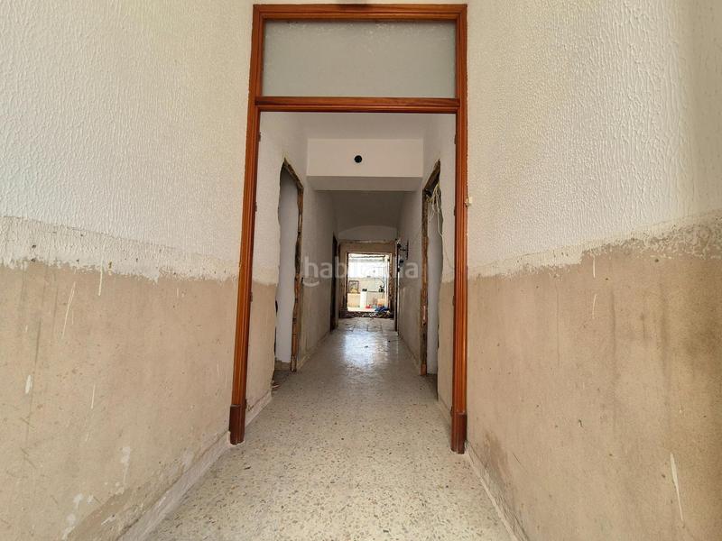 Foto b4ac92c9-539c-4857-8308-b76f7252d1d3. Casa a schiera con parcheggio in Montijo