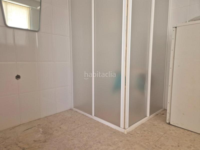 Foto 3d309502-74c9-4f04-90eb-69bc807b82ff. Reihenhaus mit parking in Montijo