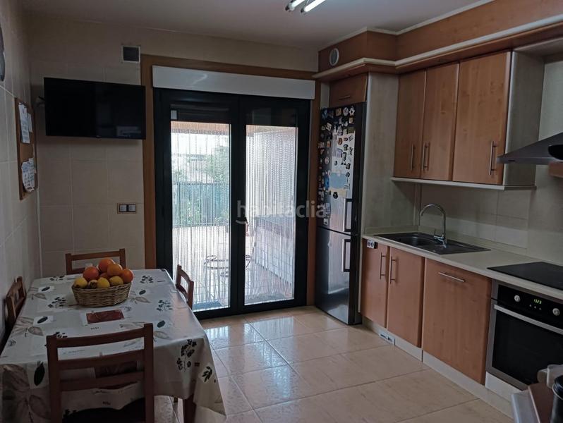 Foto 25a563c0-bb36-434d-b715-805c1bd9424e. Semi detached house with parking in Monforte de Lemos