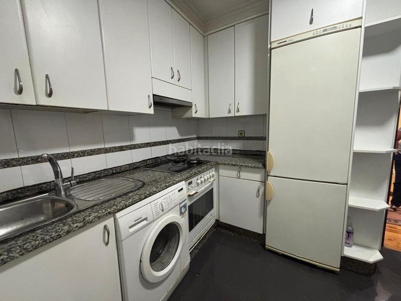 Foto 7bf39cee-5b94-469e-bfb1-511abc528974. Piso en Sardoma - Castrelos Vigo