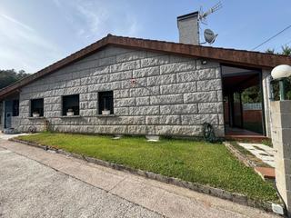 Casa aparellada a Ponteareas