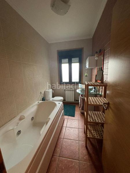 Foto 04e35e76-bc2d-46d1-8538-04d1b028e7dc. Casa pareada en Ponteareas