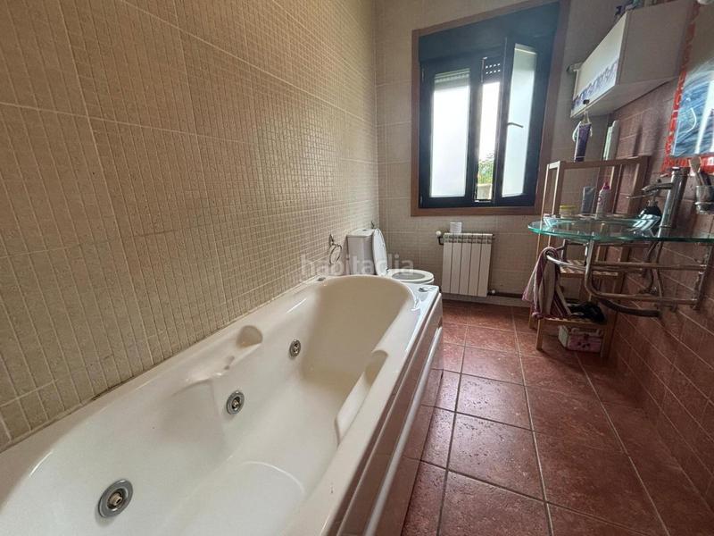 Foto 2afc1c76-5e77-4851-a17d-202a11dd1ebe. Casa pareada en Ponteareas