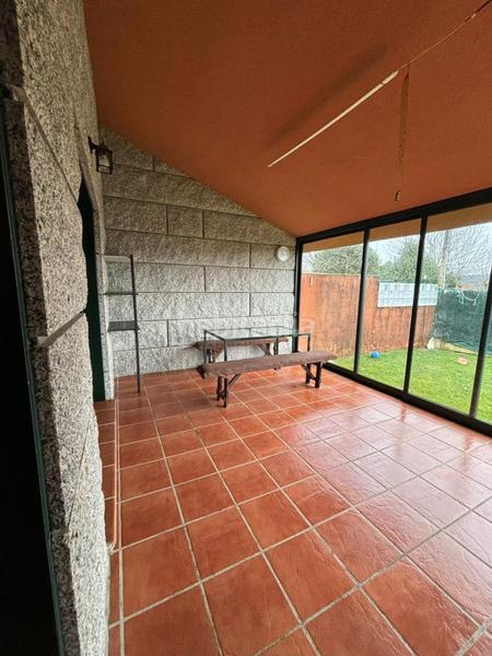 Foto 56257c6f-f89e-4267-bb9b-dac27ea396d0. Casa pareada en Ponteareas