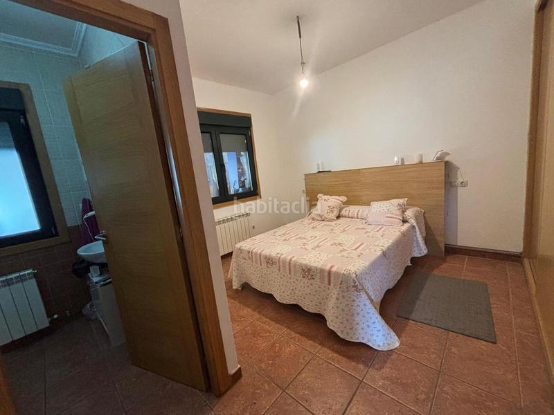 Foto 7a2455ba-5b9e-4f84-8dc1-16843aa9599d. Casa pareada en Ponteareas