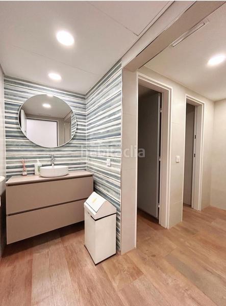 Foto 78bc75b2-e41d-4e2e-9f98-661d38178e10. Office space with parking in Simancas Madrid