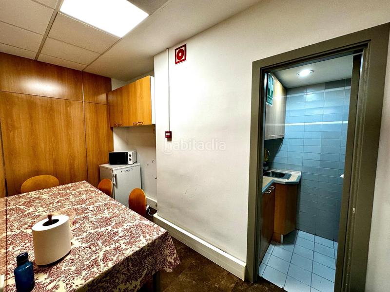 Foto 7fd73f0e-8ea1-4168-adb0-9ebab9b8fe37. Office space with parking in Simancas Madrid