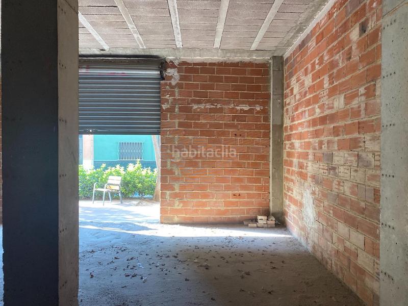 Foto 2696de69-3c1f-4231-aa4b-8dbeb010c7c0. Local comercial en Zona Calle Valencia Torrent