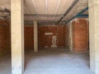 Local Comercial a Zona Calle Valencia