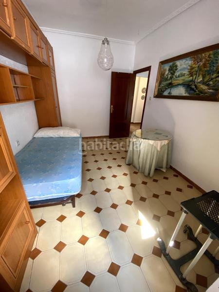 Foto a65c1770-f636-4a36-9e22-06060ec7a2f4. Casa pareada en San Felipe - El Almendral - La Merced Jaén