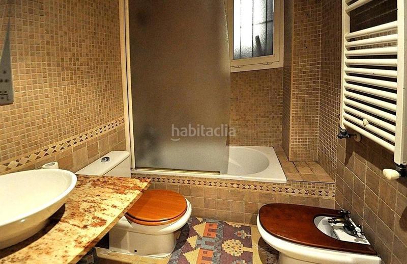 Foto 10d718ea-f7e1-419c-8b14-488bcd0731a1. Semi detached house with heating pool in Fenals Lloret de Mar