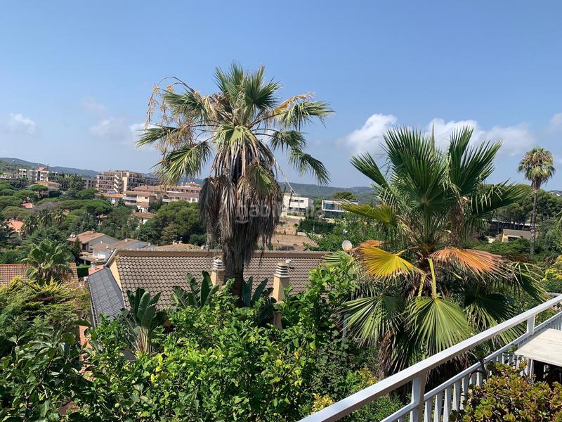 Foto 4c3e71d0-fa82-4cde-b21a-2ee0393c5e6a. Semi detached house with heating pool in Fenals Lloret de Mar