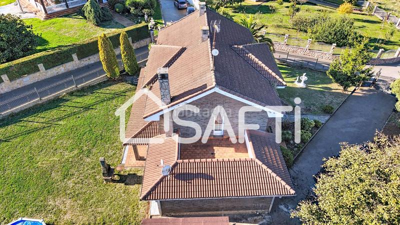 Foto 0b89ddae-2530-498b-bed4-8314fb230fa5. Casa en Porceyo Gijón