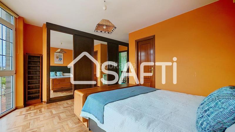 Foto 9db7f1ad-6516-41e5-9114-b48954e21145. Casa en Porceyo Gijón