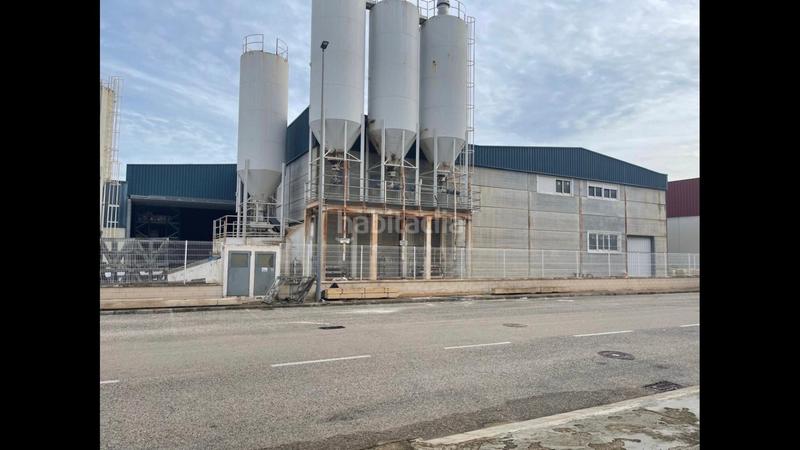 Foto ba301455-9e99-4b28-871c-ca3d6db3d69f. Local comercial en Oliva pueblo Oliva