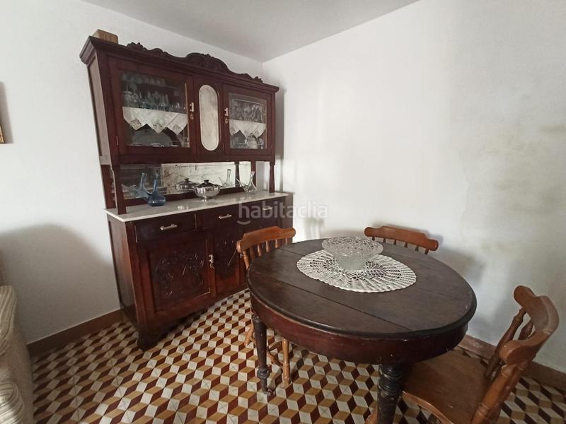 Foto cff05a44-b0b9-4291-92fd-5baf576fbb06. Casa pareada en Camariñas