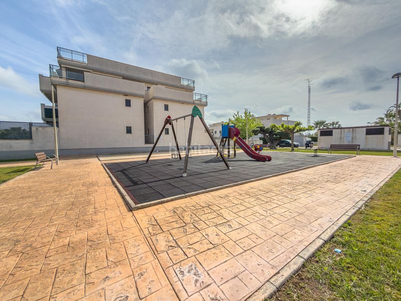 Foto 49a39553-8d61-4bd9-93c0-bda8104559b2. Pis amb calefacció piscina a San Jorge