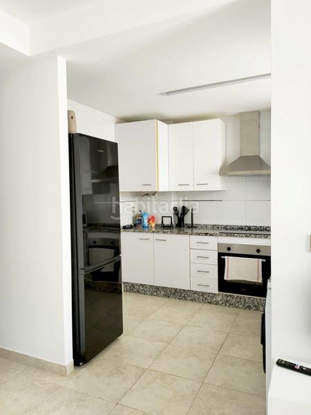 Foto 6c5ba8a1-177c-4fc4-8571-e1ea13dab7b3. Casa adosada en San Jorge