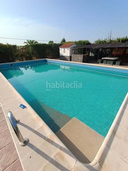 Foto 685fbafb-5a37-45a5-bf29-de52b9ac46ee. Finca rústica en Carretera de Sevilla - Los Montitos Badajoz