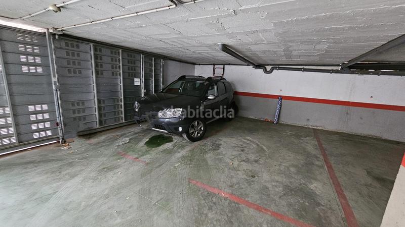Foto 17e96962-39c9-4ea4-885a-78257c84d409. Parking voiture dans Tordera Tordera