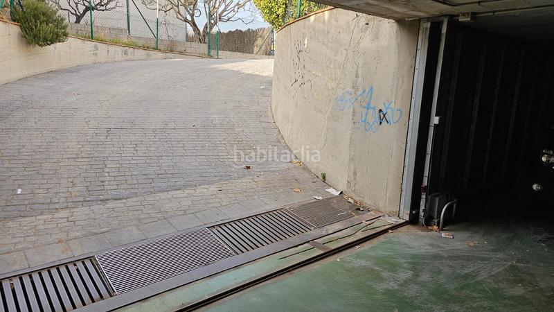 Foto 7a250b4f-09cd-4ad9-a541-cf066d4966ab. Parking voiture dans Tordera Tordera