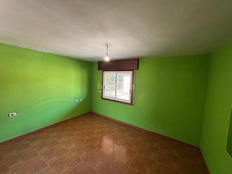 Foto 41d31c3a-d67e-4463-8b2f-4f9a2d73a280. Casa amb aparcament a Redondela