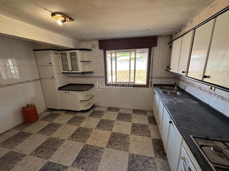 Foto 647b1133-c135-4eb2-91b8-0b541e6eb29c. Casa amb aparcament a Redondela