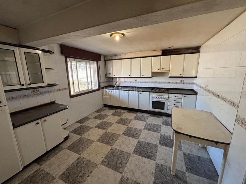 Foto a7fcff87-5a51-4355-adb7-9021366c23c9. Casa amb aparcament a Redondela