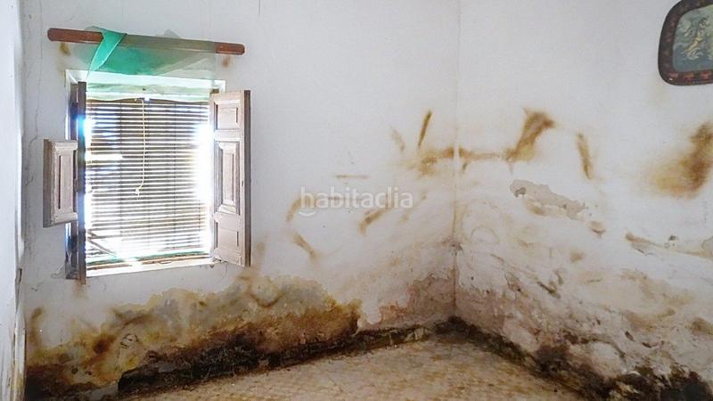 Foto 658b25d6-303f-41d1-b917-0e1b501fa4e0. Casa adosada en Yecla