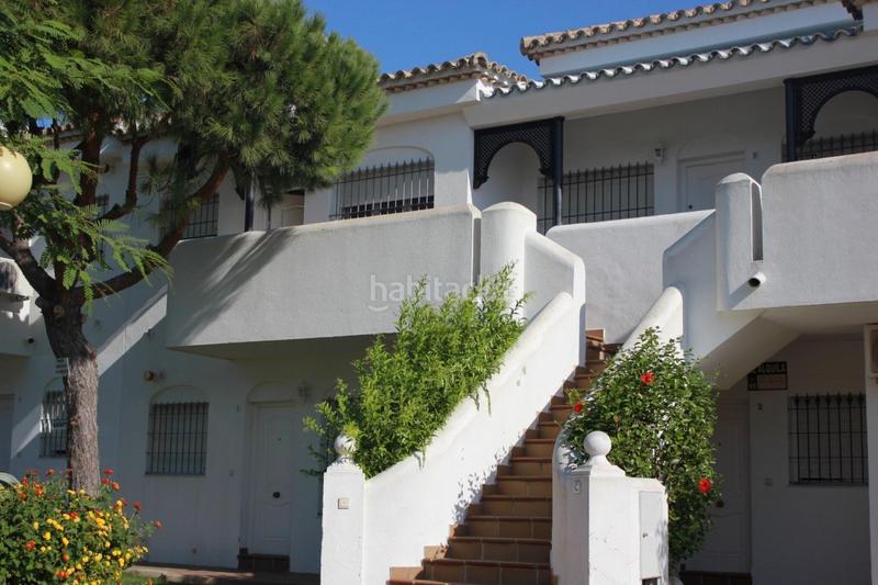 Foto 3fa0f1c2-3511-46ae-ac11-8394a6586a16. Apartment with heating parking pool in La Barrosa Chiclana de la Frontera