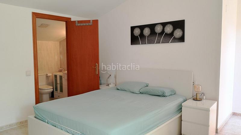 Foto 11878954-3e1f-4937-a74b-0a8cd1b8355a. Zweistöckige wohnung mit parking in Centre Pineda de Mar