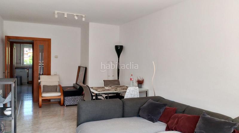 Foto aba1f2c8-4dc5-40aa-85ab-c0de41f06e27. Zweistöckige wohnung mit parking in Centre Pineda de Mar