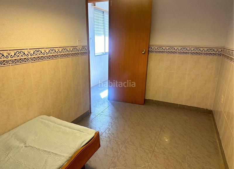 Foto 4d2c8c9f-7568-477b-ba99-7ec26df31ec4. Casa adossada amb calefacció a Centro Alcázares (Los)