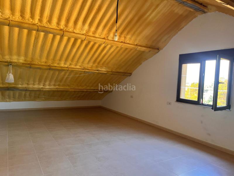 Foto 4d27f733-0d75-46dd-b56d-eaa72c0d8759. Haus mit parking in Porto do Son